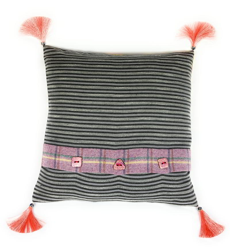 Ochil Cushion OC048