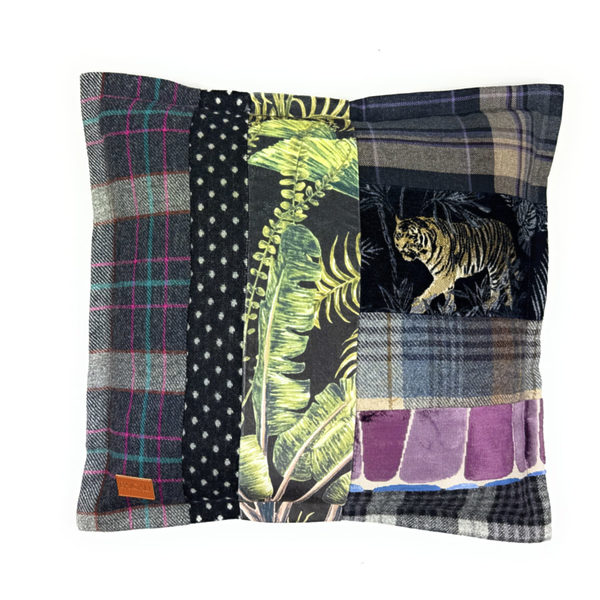 Scottish cushion with tiger