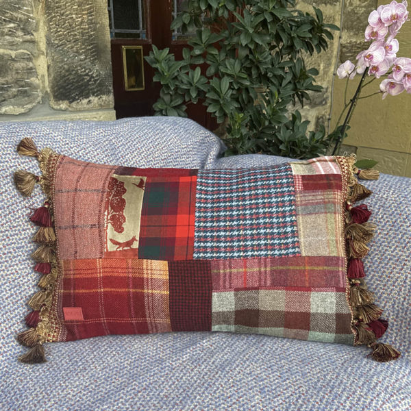 Cuillin cushion CU502