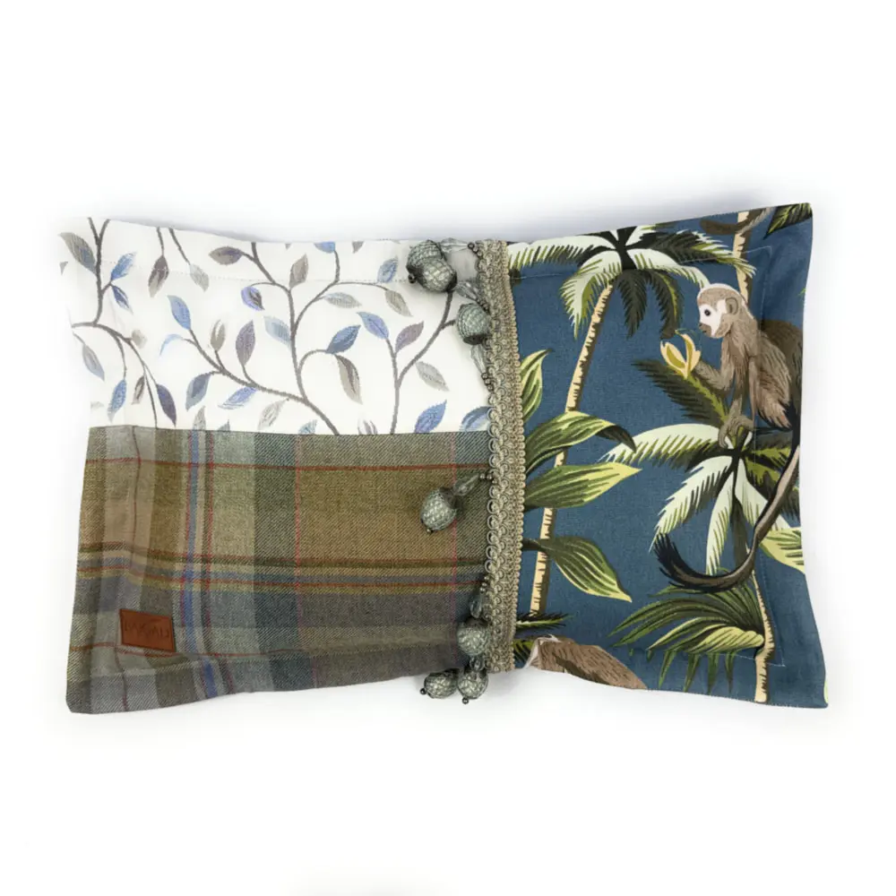 Galloway Cushion GA064