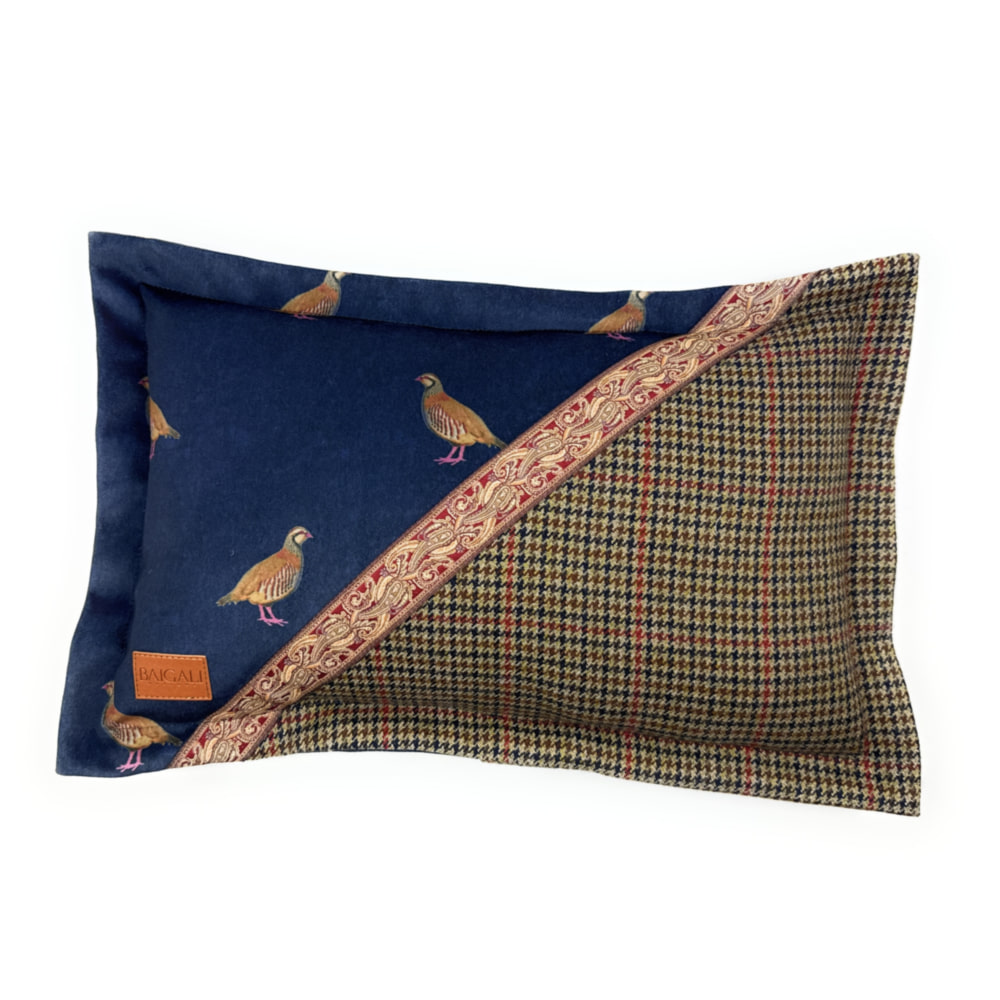 Cheviot Cushion CH057