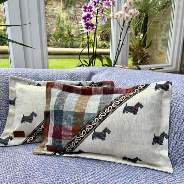 Cheviot Cushion CH060 - Image 4