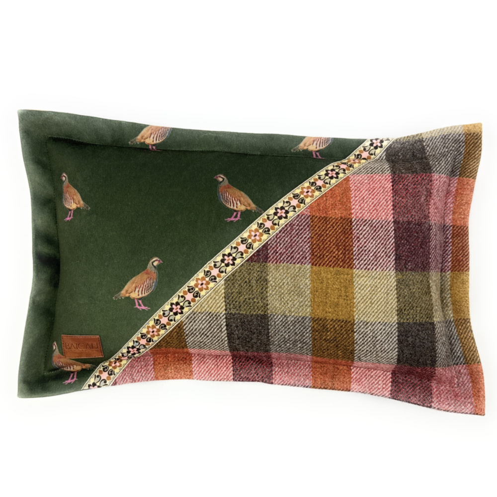 Cheviot Cushion CH070