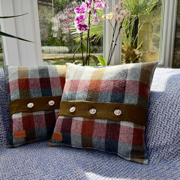Scatter Cushion EI079 - Image 4