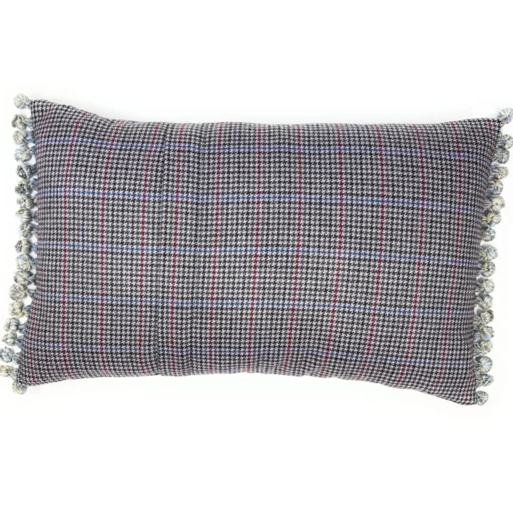 Cuillin Cushion CU561