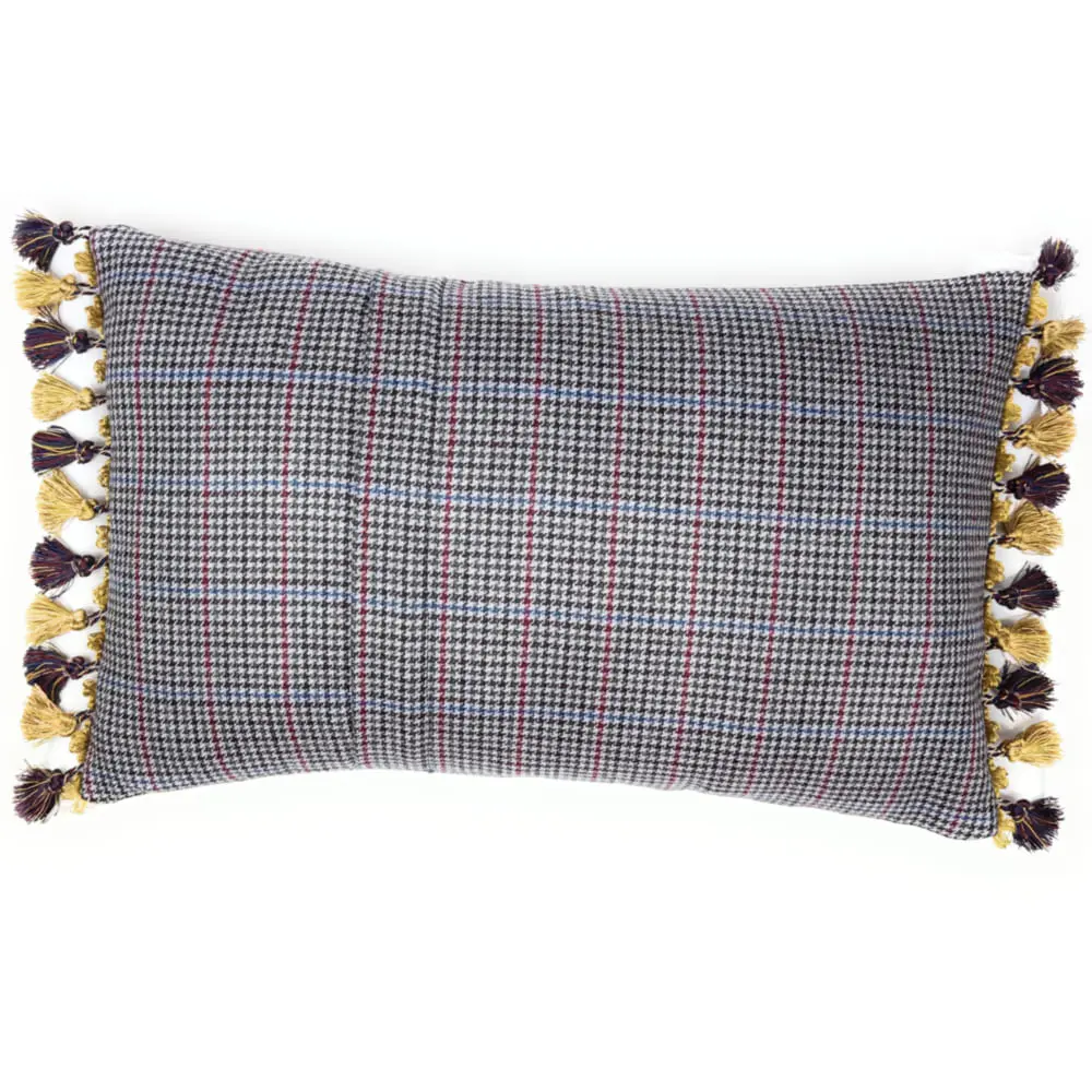 Cuillin Cushion CU563