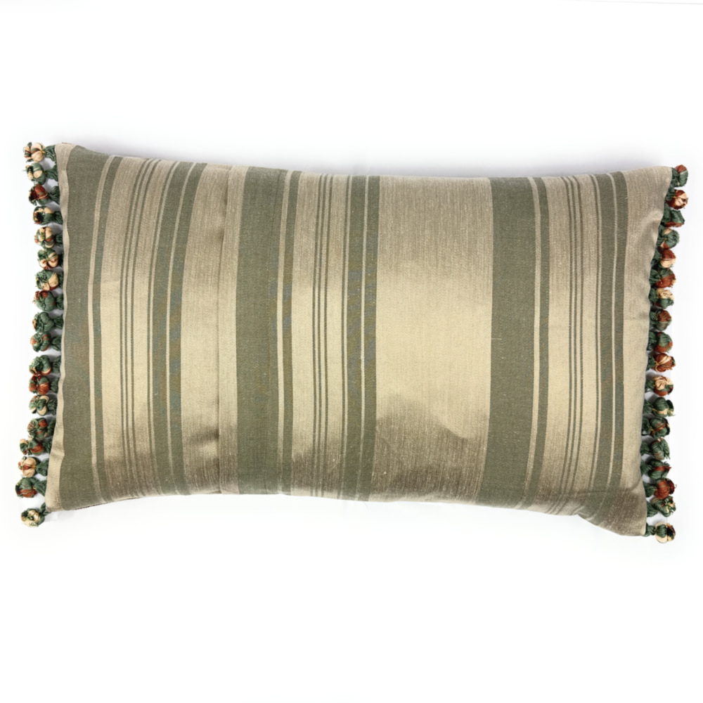 Cuillin Cushion CU576