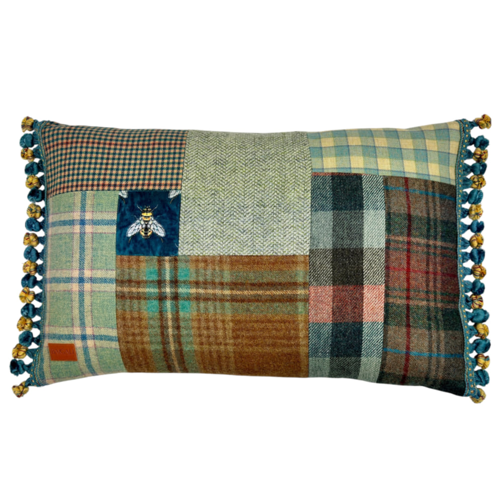 Cuillin Cushion C016