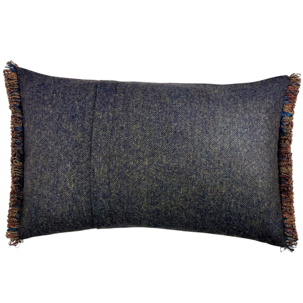Cuillin Cushion C053