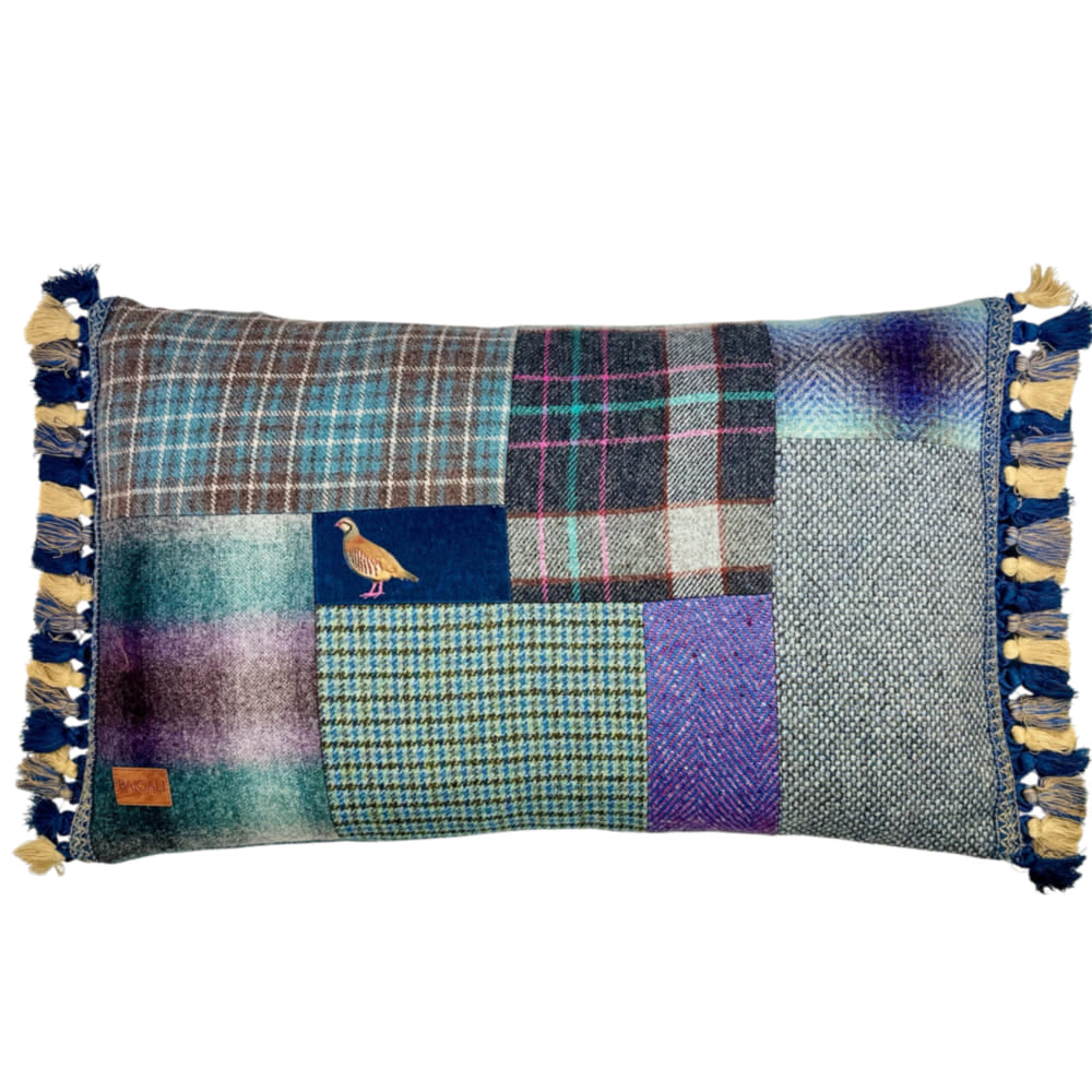 Cuillin Cushion C059