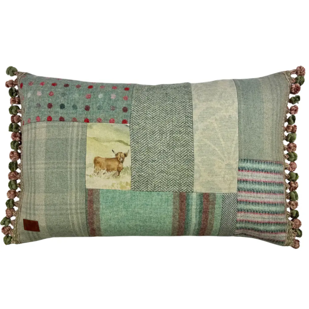 Cuillin Cushion C072
