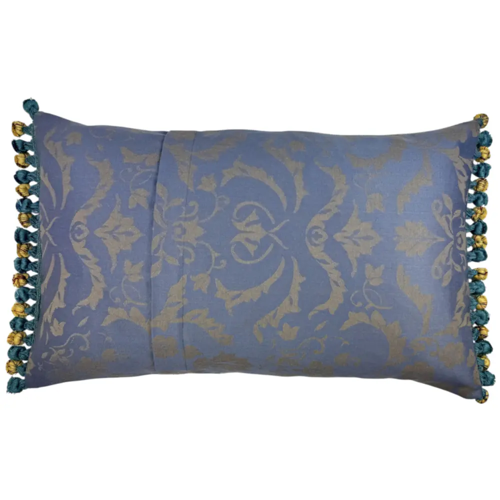 Cuillin Cushion C073
