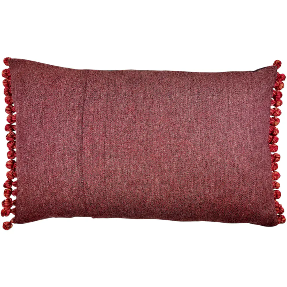 Cuillin Cushion C077