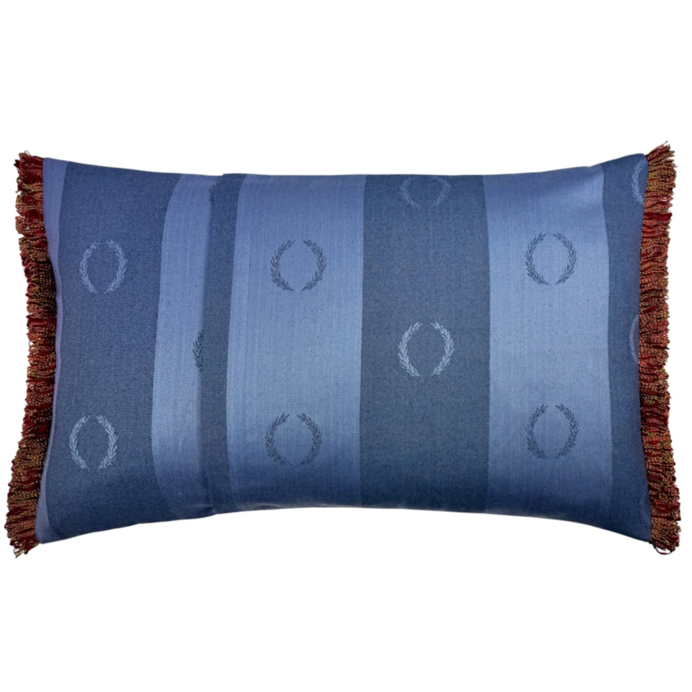 Cuillin Cushion C104