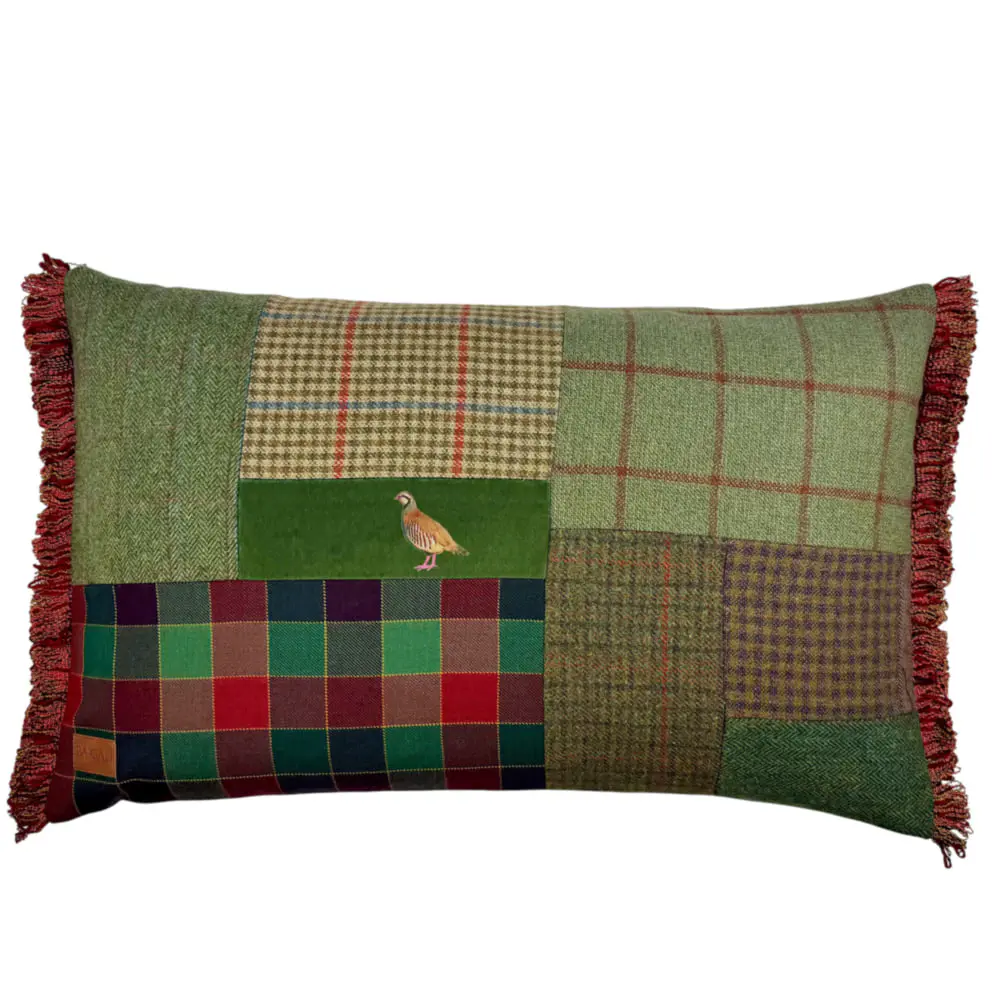 Cuillin Cushion C106