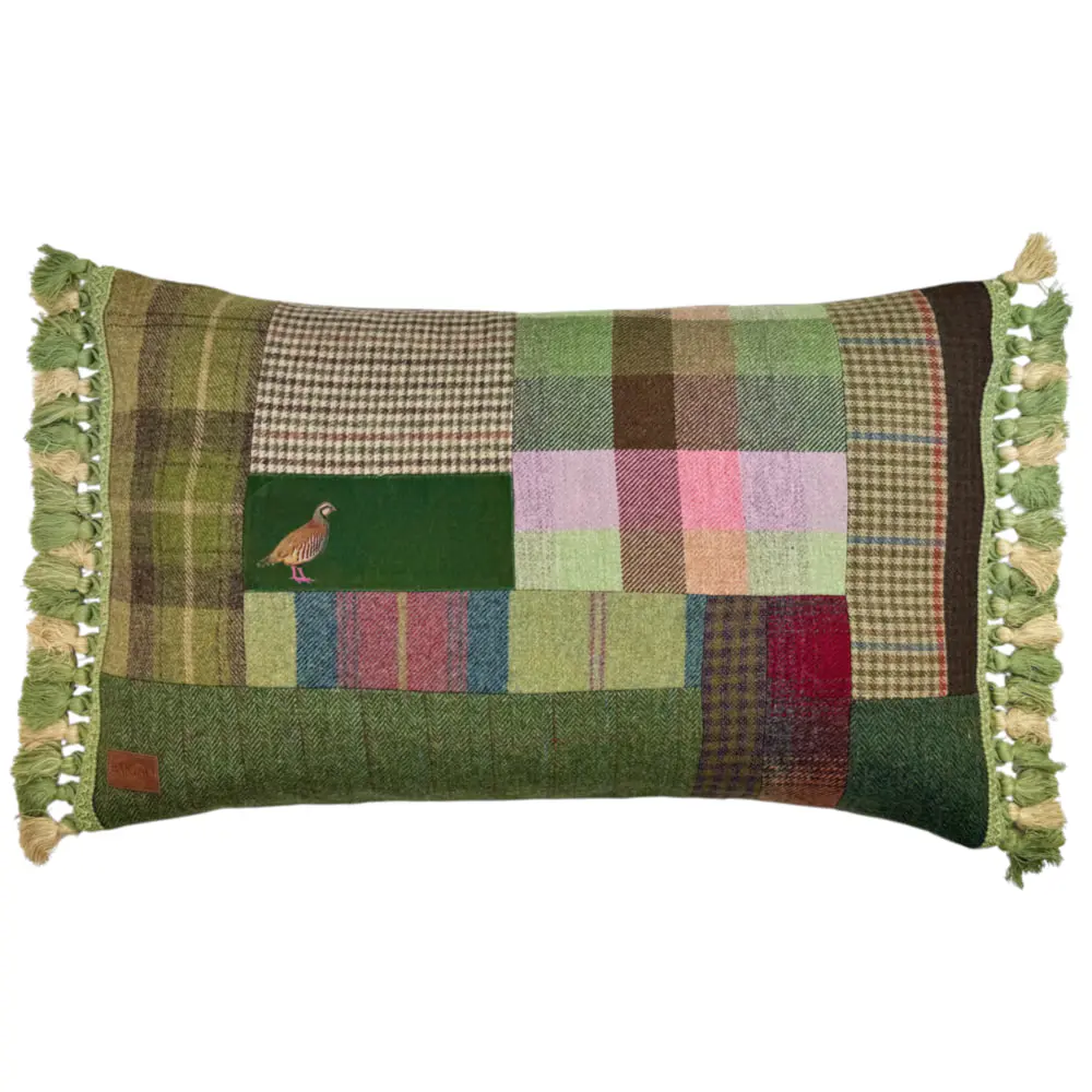 Cuillin Cushion C107