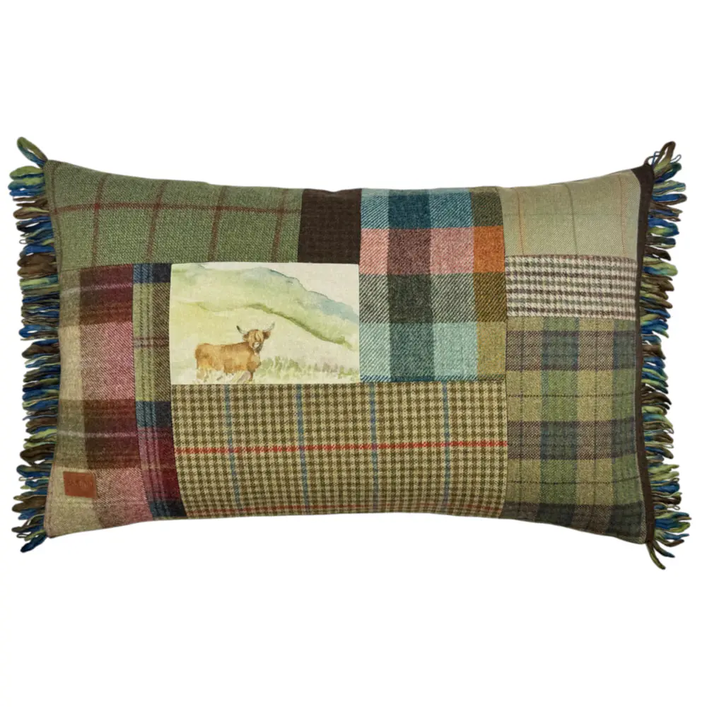 Cuillin Cushion C113