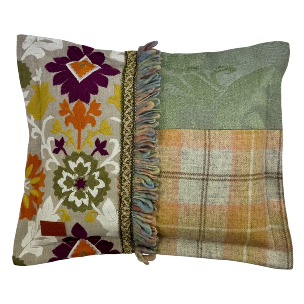 Galloway Cushion GA093